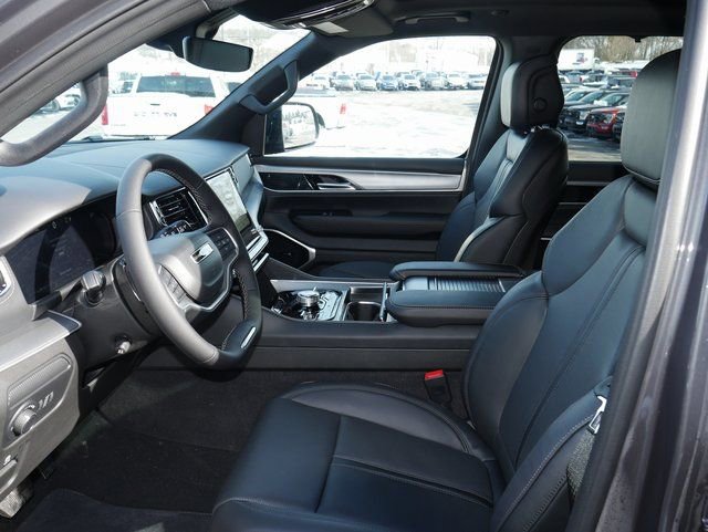 New 2026 Jeep Grand Wagoneer Limited image 2