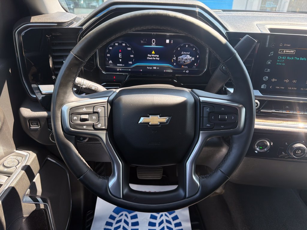 Certified 2023 Chevrolet Silverado 1500 LT AWD/4WD image 14