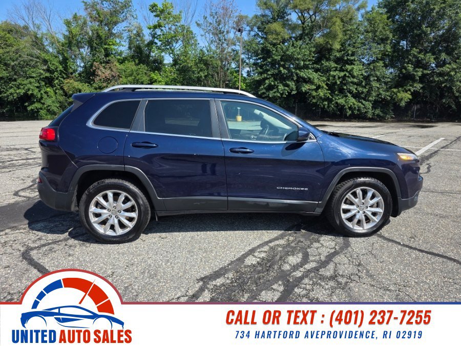 Used 2016 Jeep Cherokee Limited AWD/4WD image 6
