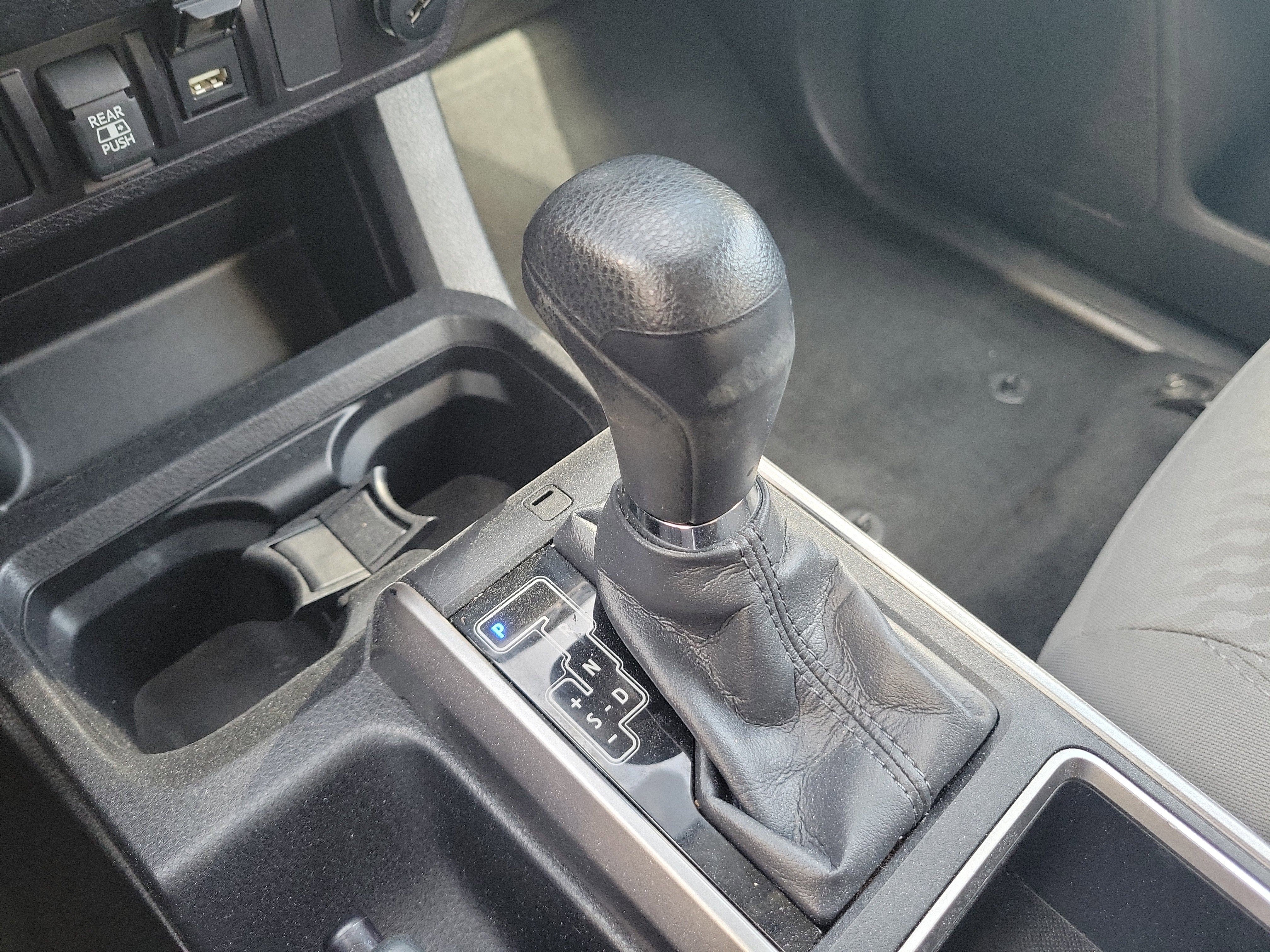 Used 2023 Toyota Tacoma SR5 AWD/4WD image 29