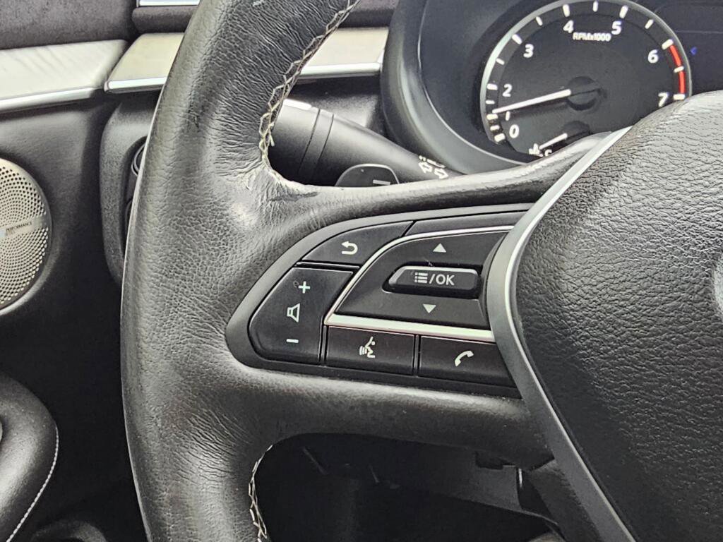 Used 2019 INFINITI QX50 Essential w/ Sensory Package AWD/4WD image 30