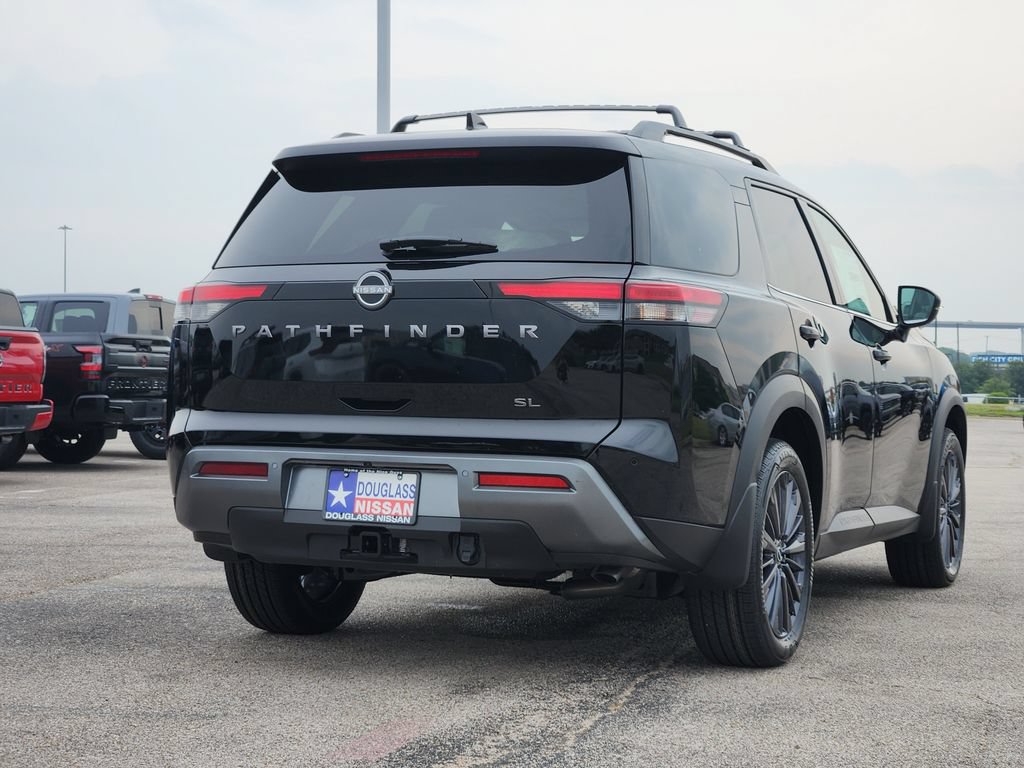New 2026 Nissan Pathfinder SL w/ SL Premium Package FWD image 3