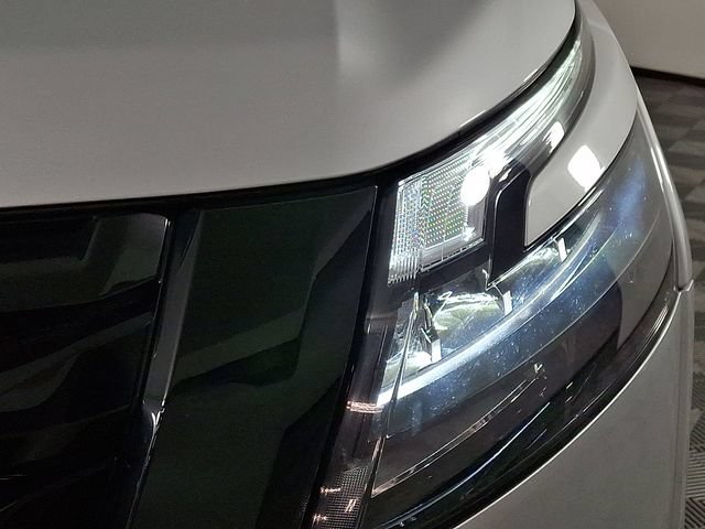 Used 2023 Nissan Pathfinder SV w/ Black Appearance Package AWD/4WD image 12