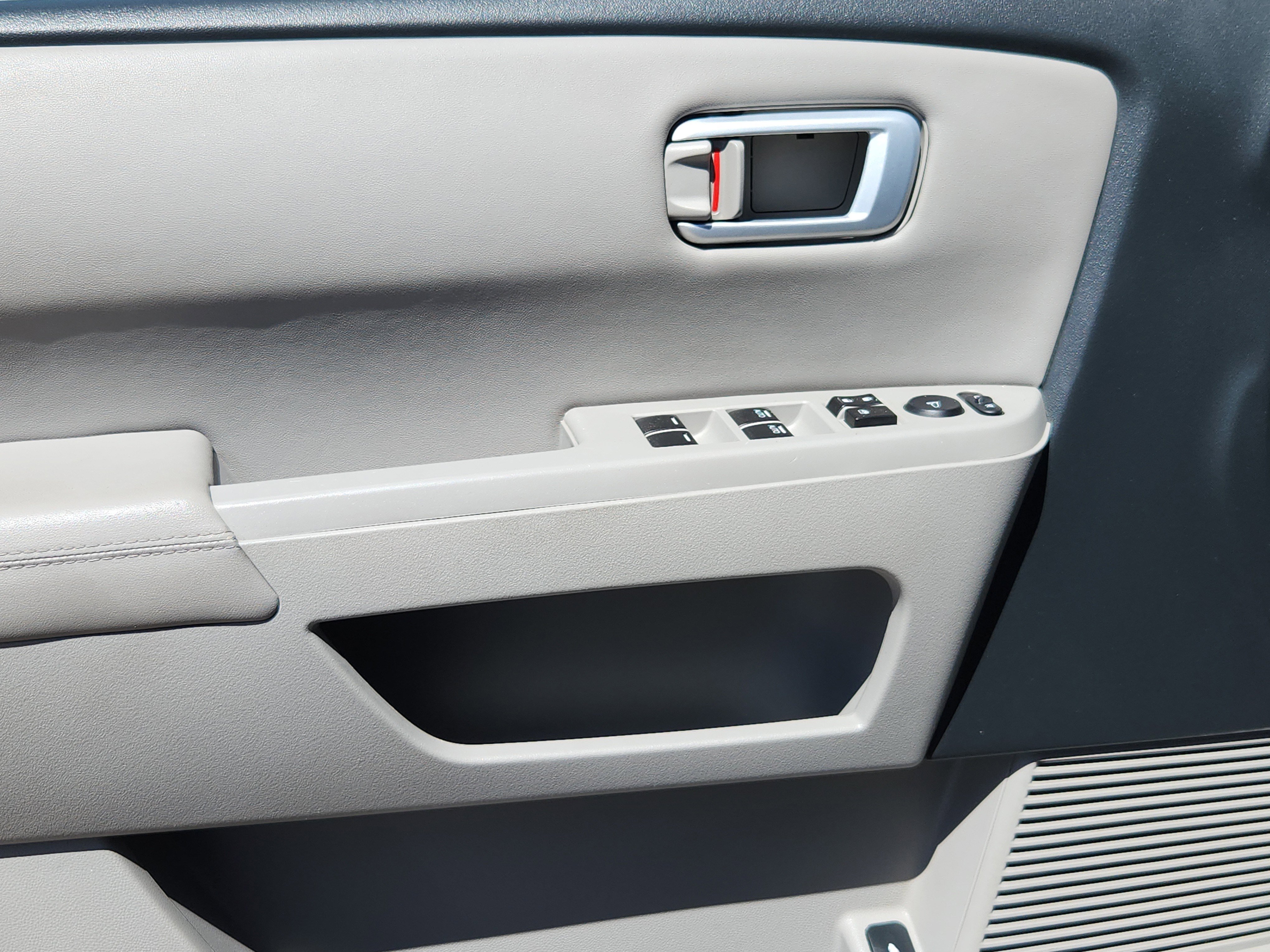 Used 2014 Honda Pilot EX-L image 6