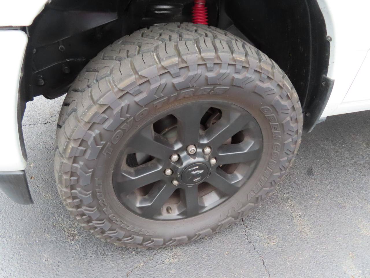 Used 2022 RAM 3500 Lone Star w/ Night Edition AWD/4WD image 11