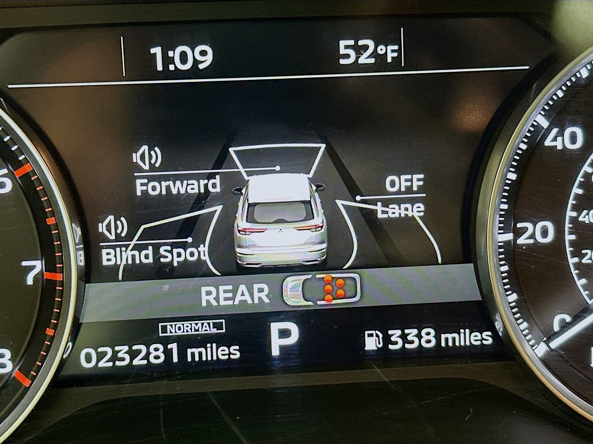 Used 2024 Mitsubishi Outlander SE image 19