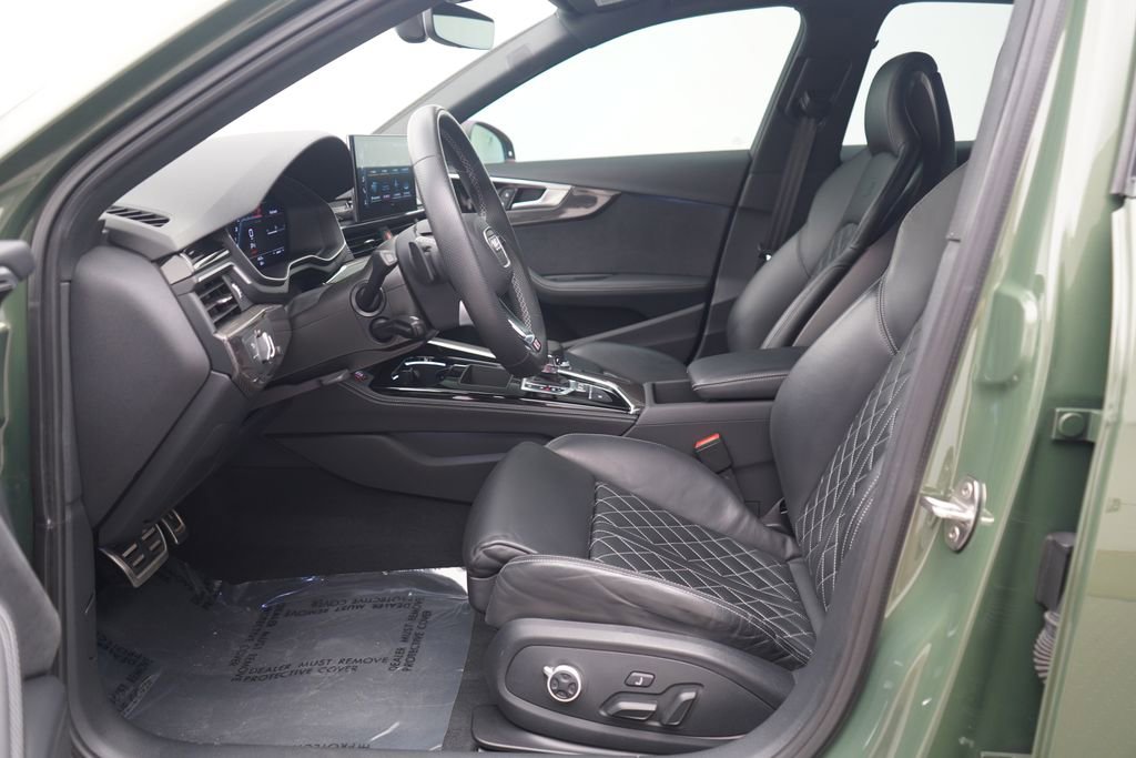 Used 2023 Audi S4 Premium Plus w/ Premium Plus Package image 6