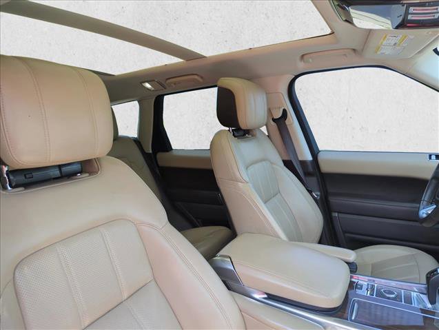 Used 2018 Land Rover Range Rover Sport HSE image 23