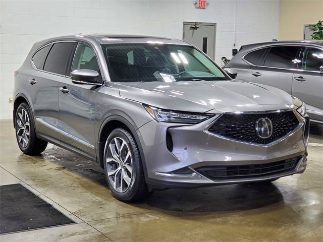 Used 2023 Acura MDX SH-AWD w/ Technology Package image 3