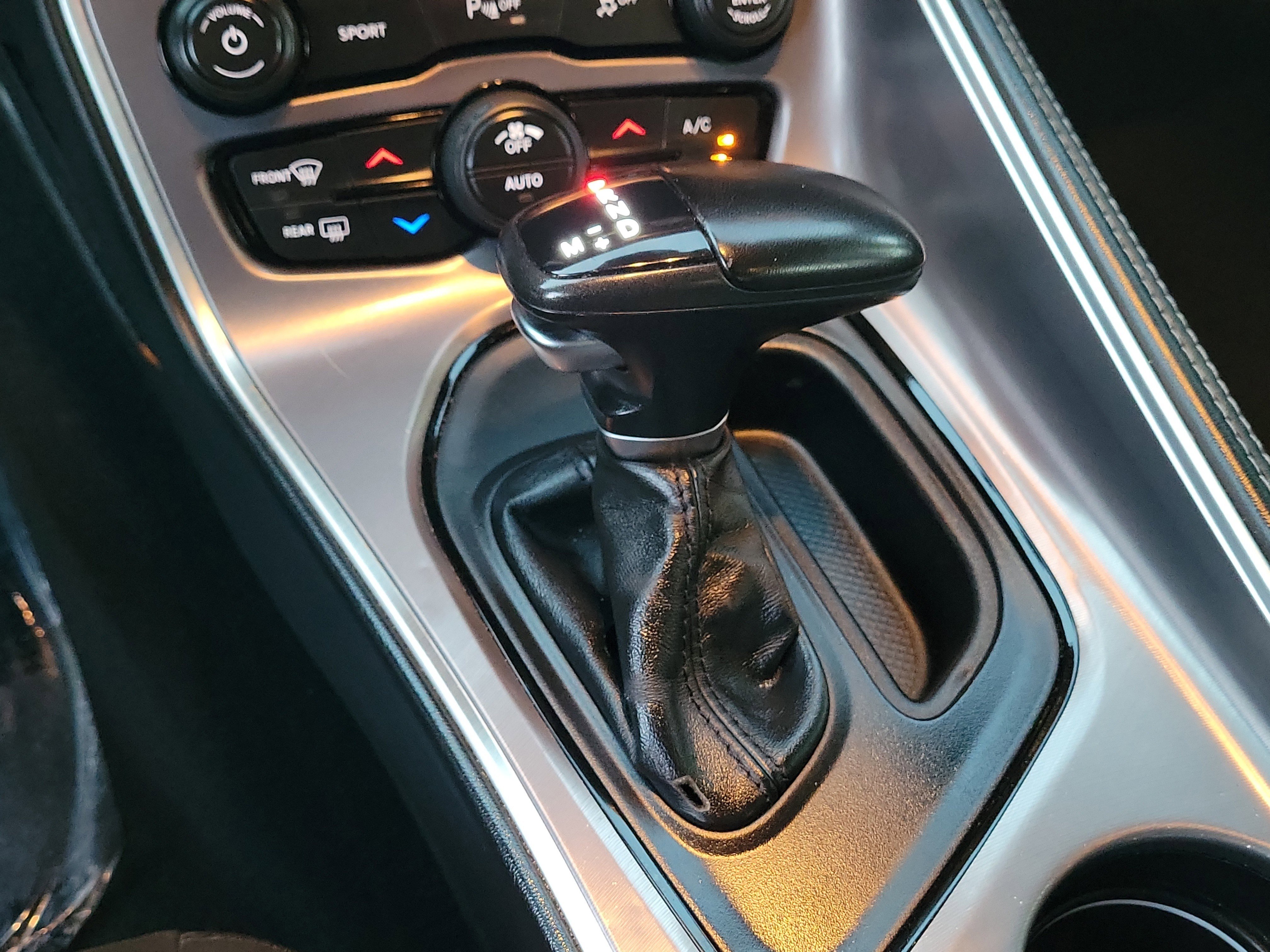 Used 2022 Dodge Challenger GT image 29