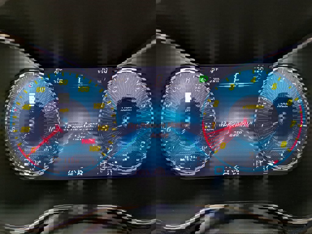 Used 2021 Mercedes-Benz GLC 300 4MATIC image 15