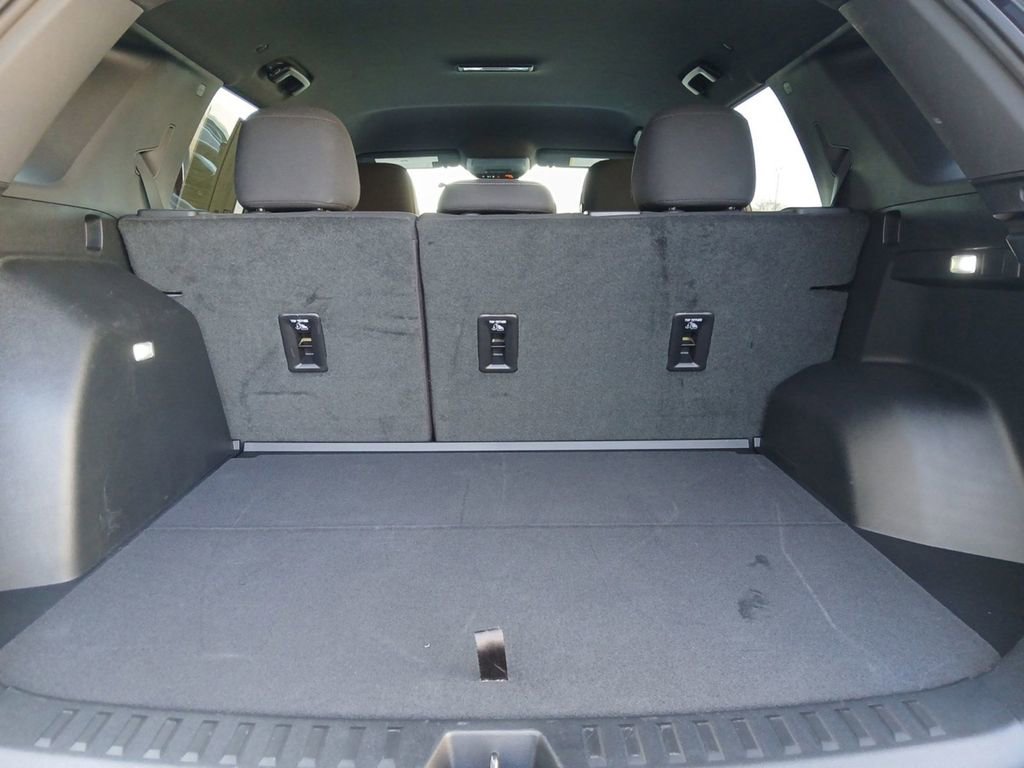 Used 2026 GMC Terrain Elevation image 16