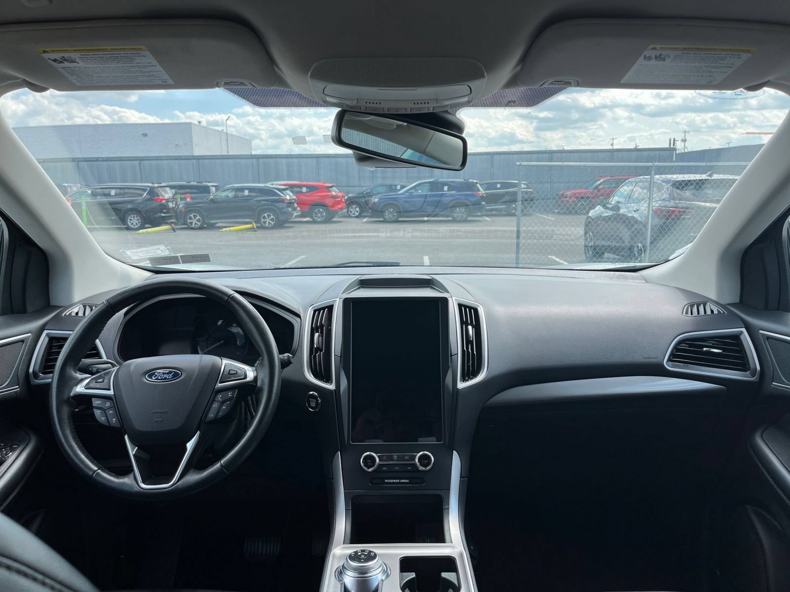 Used 2024 Ford Edge SEL AWD/4WD image 32