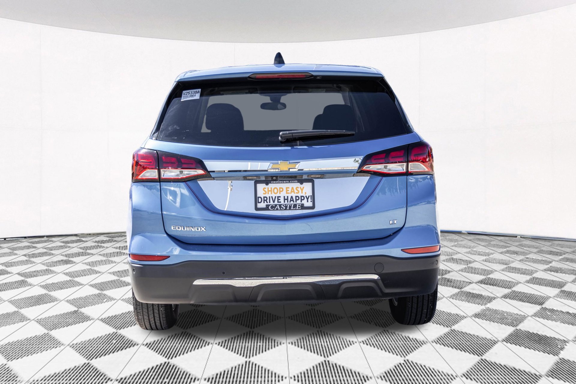 Used 2024 Chevrolet Equinox LT FWD image 18
