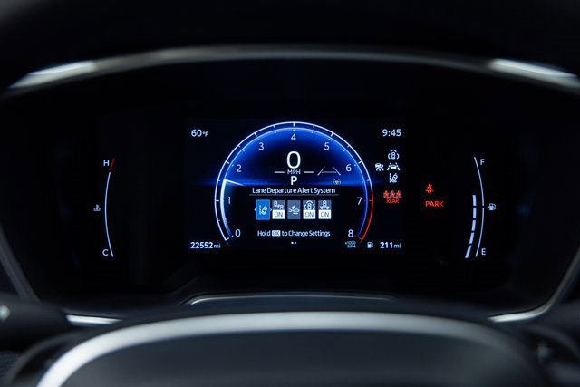 Used 2025 Toyota Corolla XSE image 2