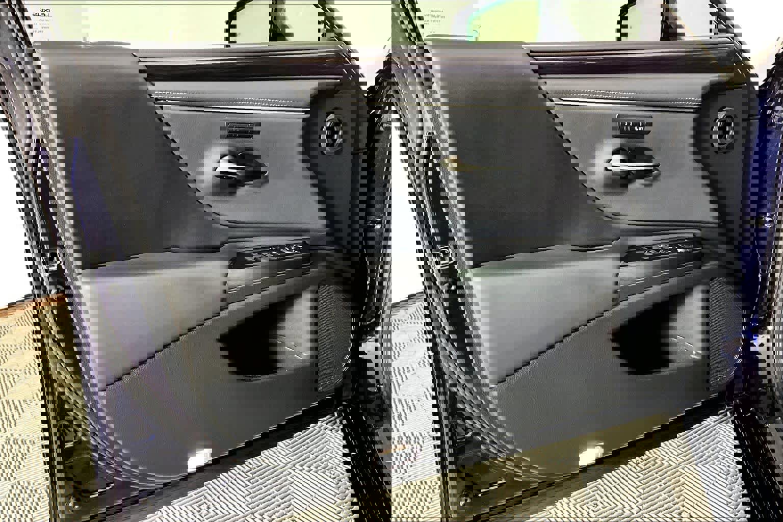 Used 2020 Lexus ES 350 w/ Premium Package image 20