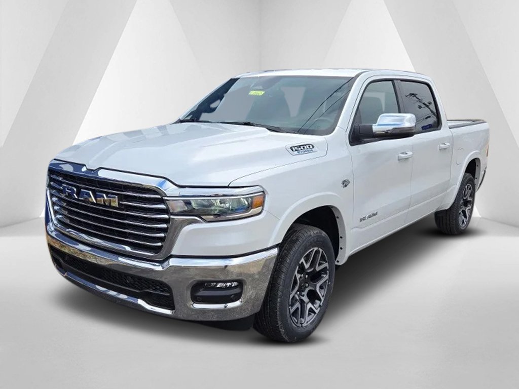 New 2026 RAM 1500 Laramie AWD/4WD image 3