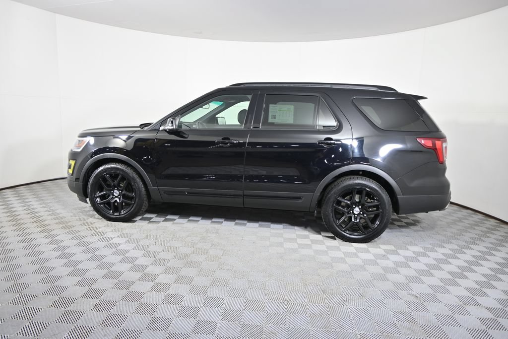 Used 2017 Ford Explorer Sport AWD/4WD image 3
