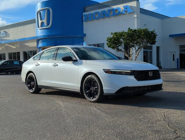 Certified 2025 Honda Accord SE image 2