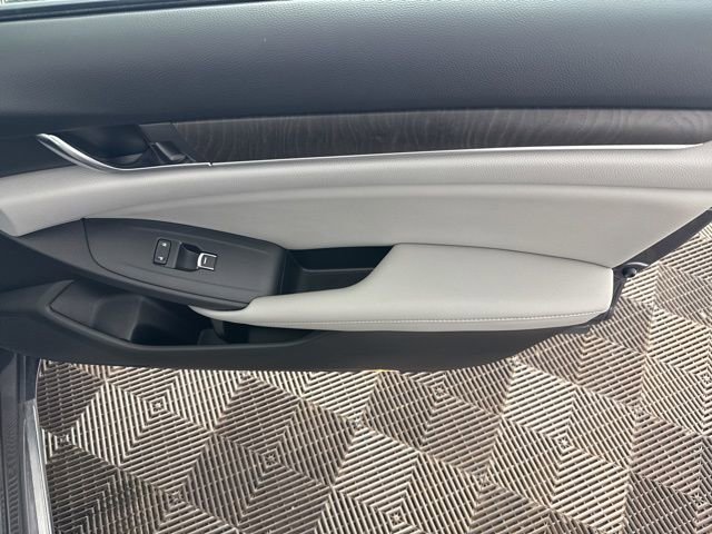 Used 2020 Honda Accord EX-L image 25