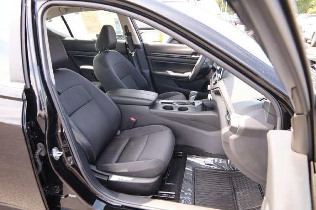 Certified 2025 Nissan Altima 2.5 SV FWD image 26
