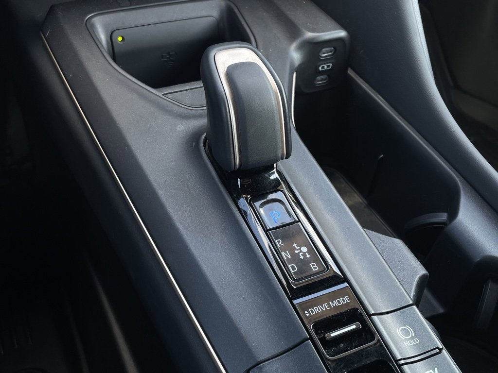 Used 2023 Toyota Crown XLE image 19
