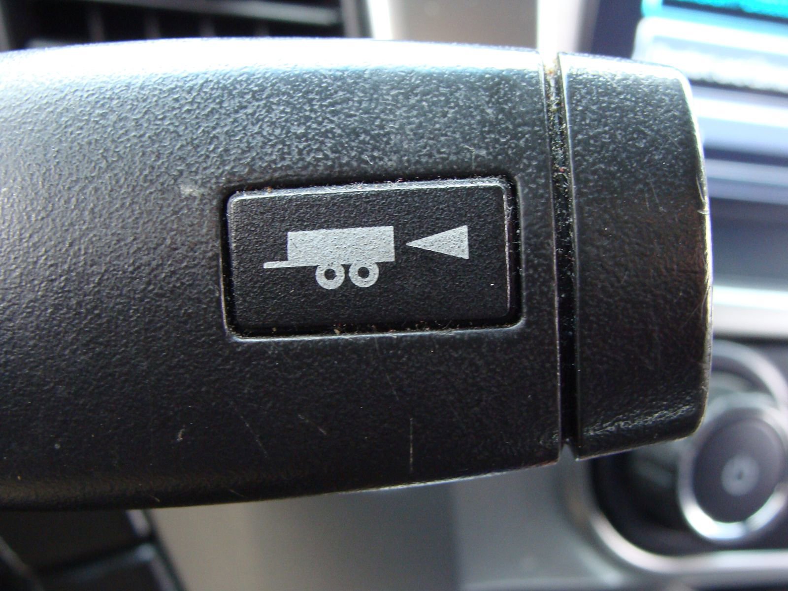 Used 2016 Chevrolet Suburban LT image 33