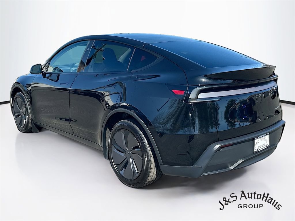 Used 2026 Tesla Model Y Long Range AWD/4WD image 5