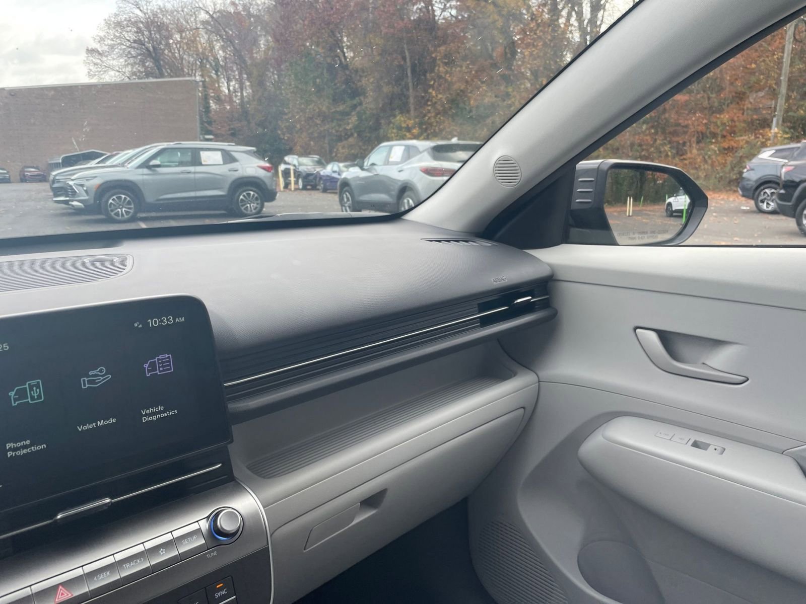 Used 2025 Hyundai Kona SEL image 31