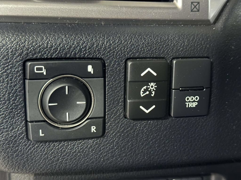 Used 2022 Lexus GX 460 Premium w/ Premium Plus Package AWD/4WD image 24