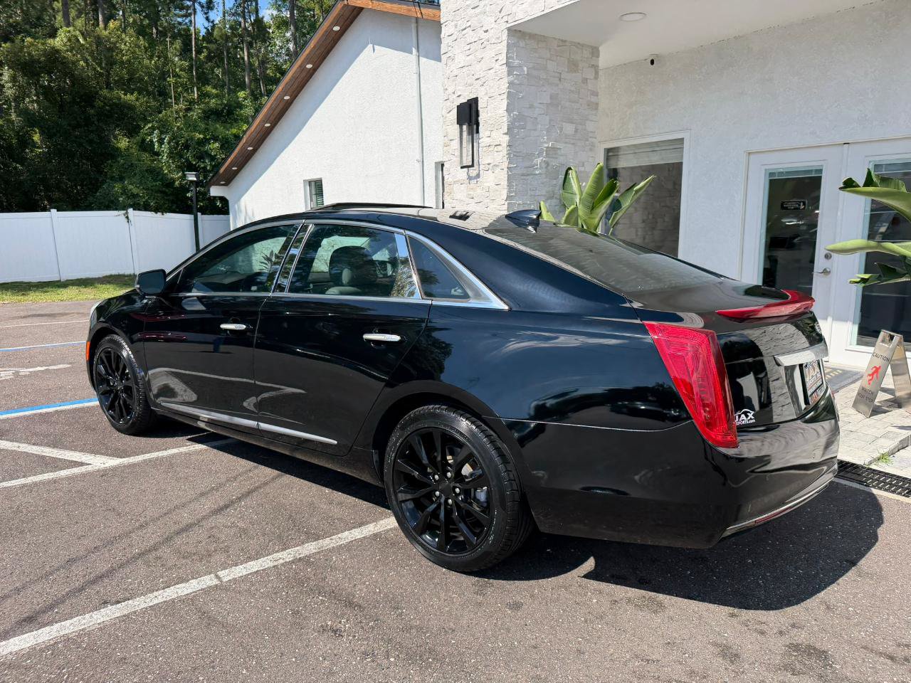 Used 2017 Cadillac XTS Luxury w/ Driver Awareness Package FWD image 11