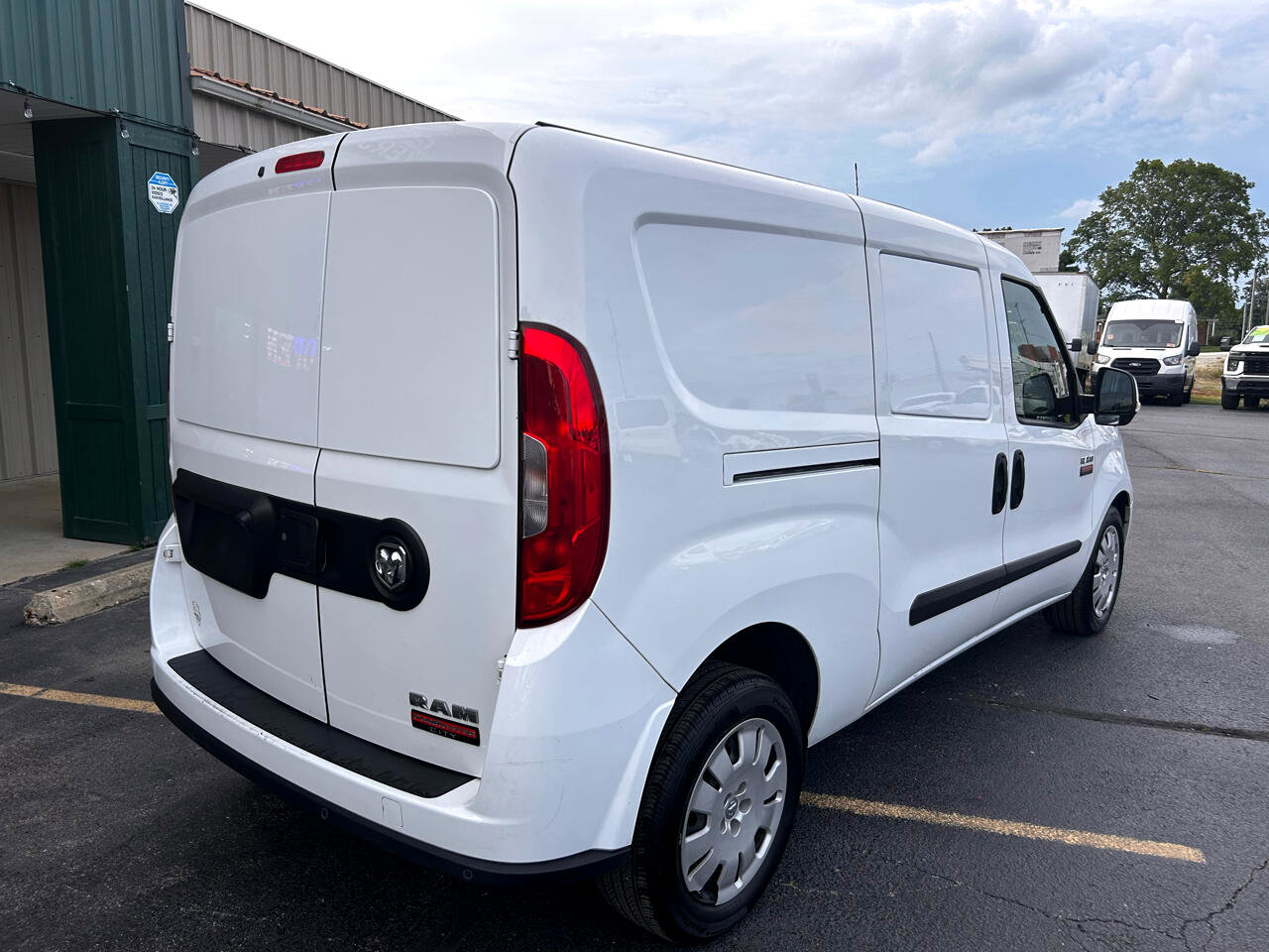 Used 2021 RAM ProMaster City Tradesman SLT image 3