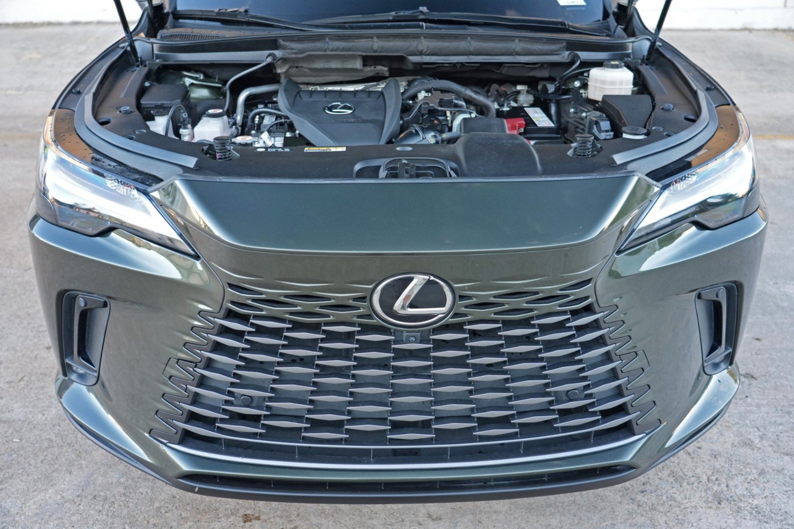 Used 2023 Lexus RX 350 Premium Plus w/ Accessory Package (Z1) FWD image 8