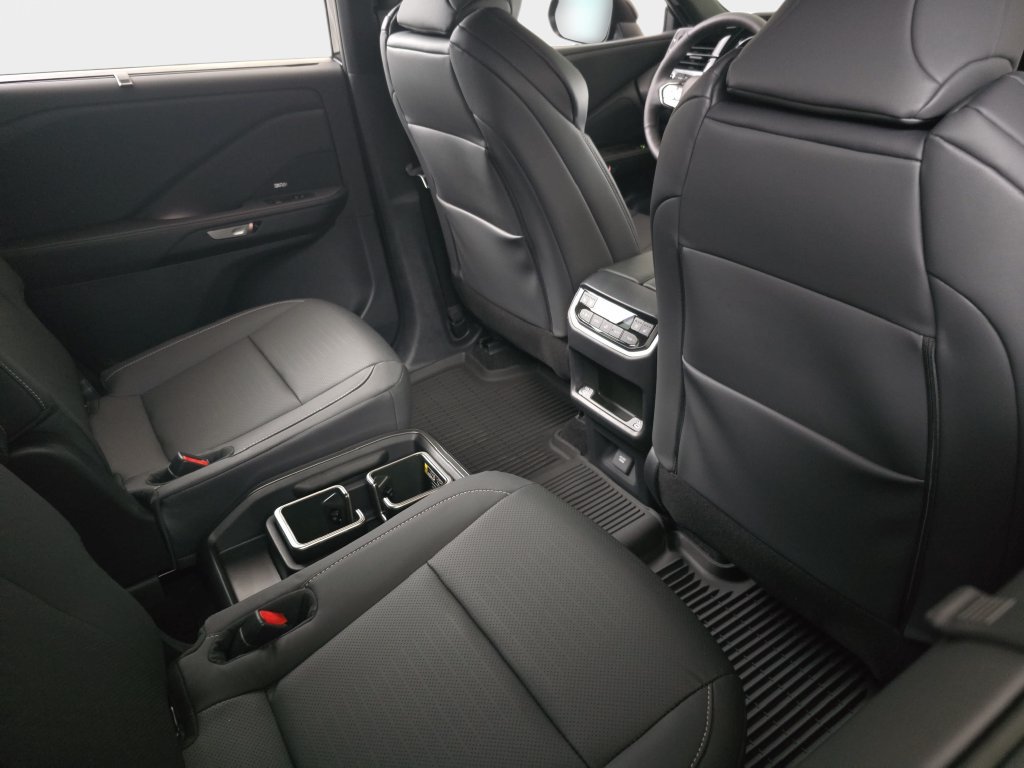 New 2026 Lexus TX 500h AWD w/ Technology Package image 11