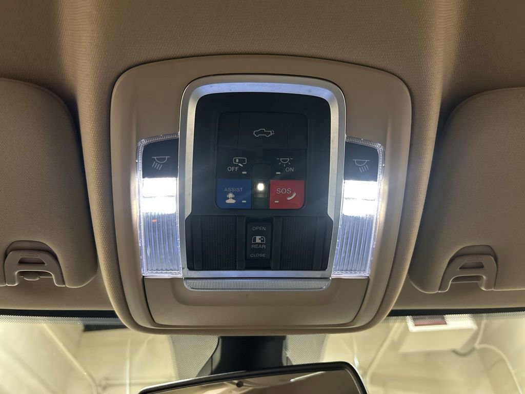 Used 2020 RAM 2500 Laramie image 26