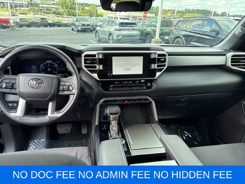 Used 2025 Toyota Sequoia SR5 AWD/4WD image 37
