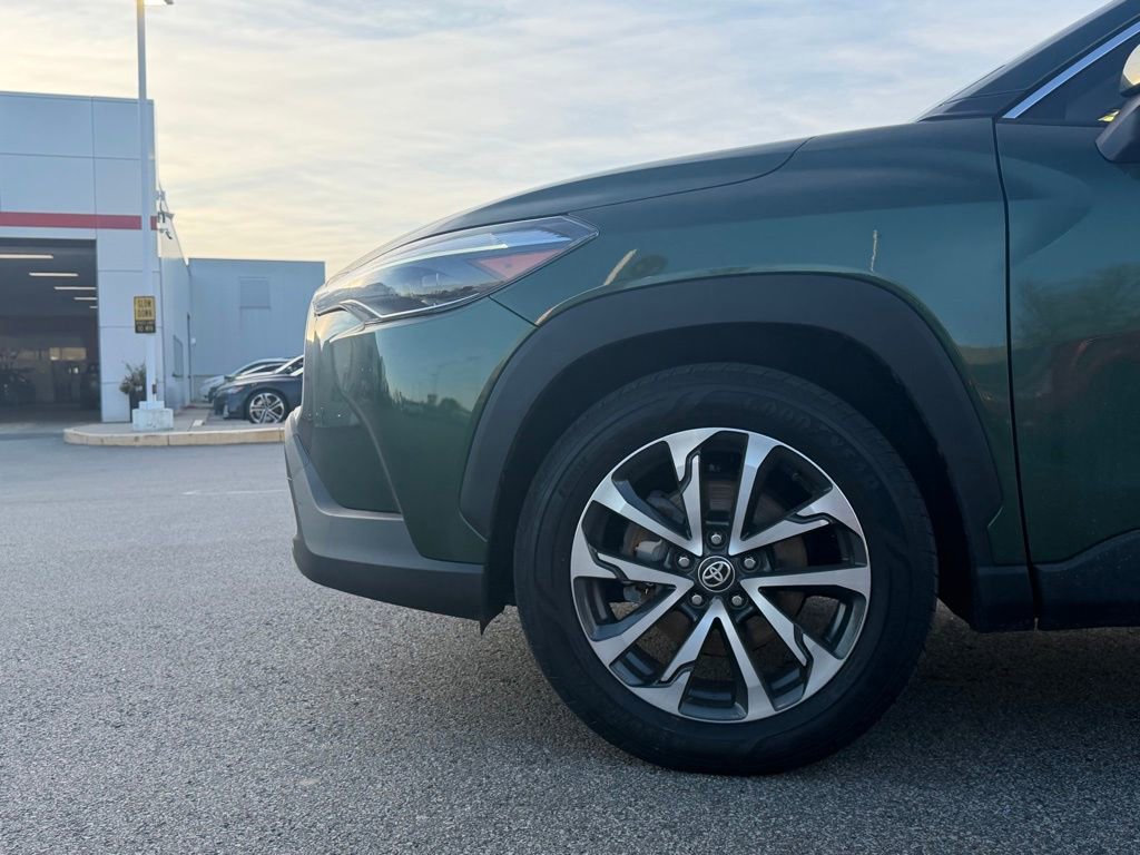 Certified 2024 Toyota Corolla Cross XLE w/ Convenience Package image 37