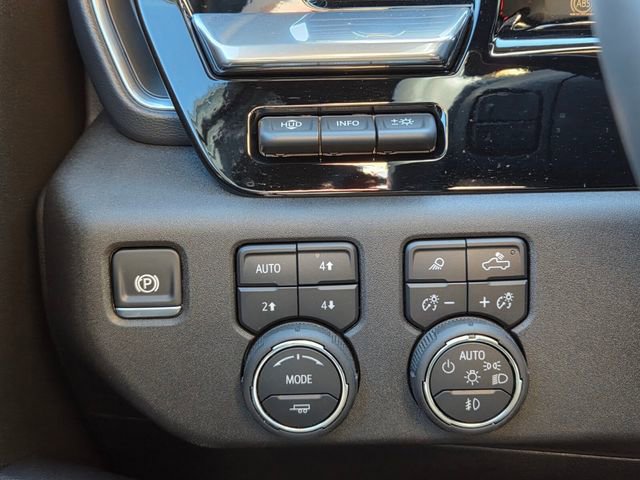 Used 2025 Chevrolet Silverado 2500 High Country w/ High Country Premium Package image 35
