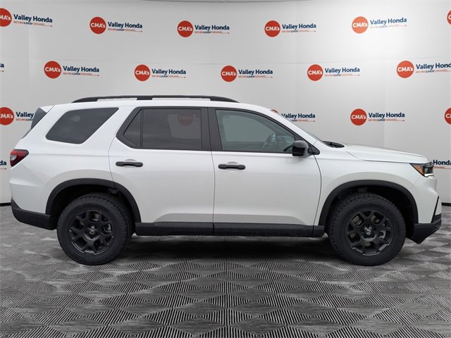 New 2025 Honda Pilot TrailSport image 4