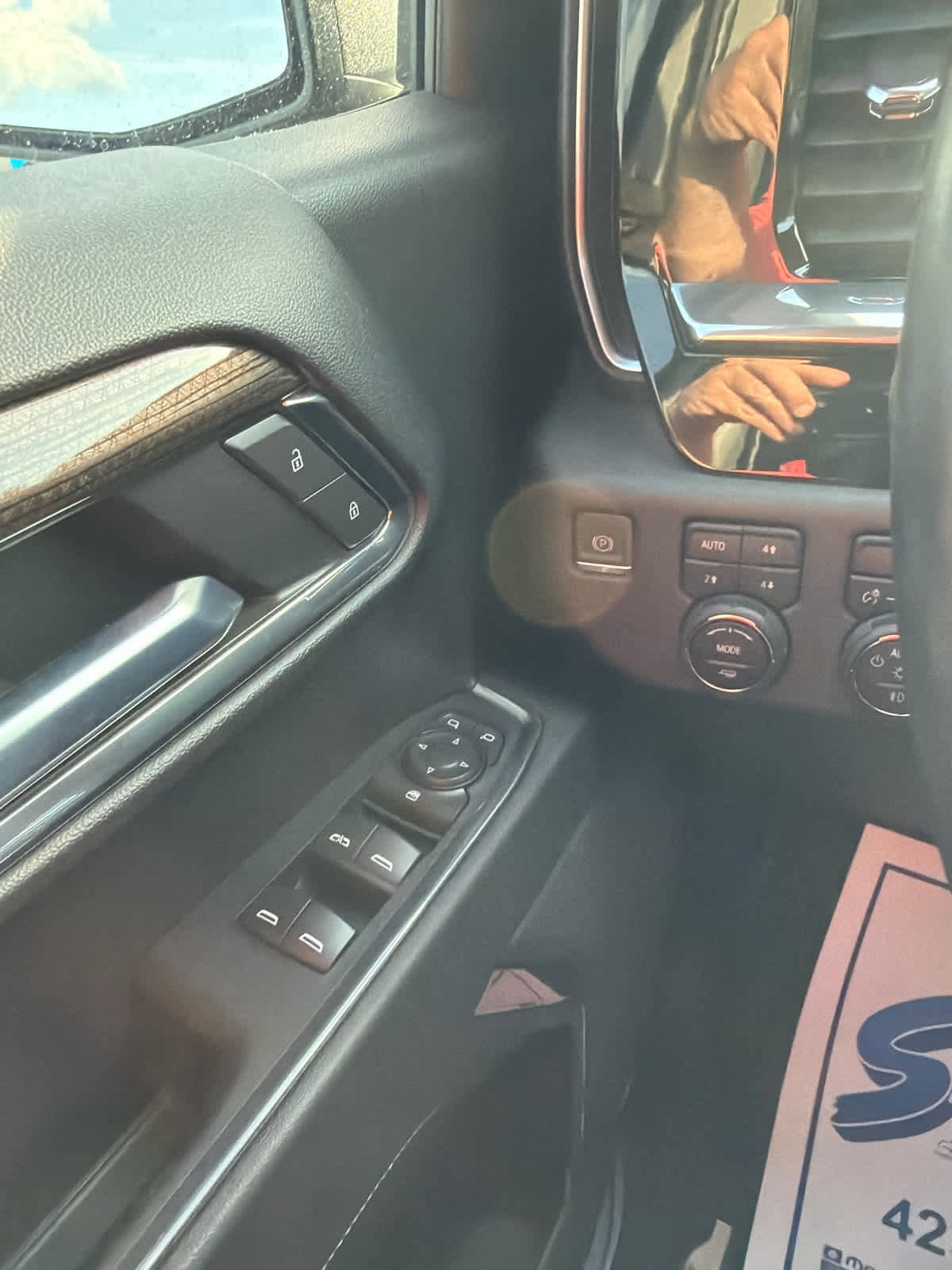 Used 2022 Chevrolet Silverado 1500 LT Trail Boss w/ Protection Package image 18