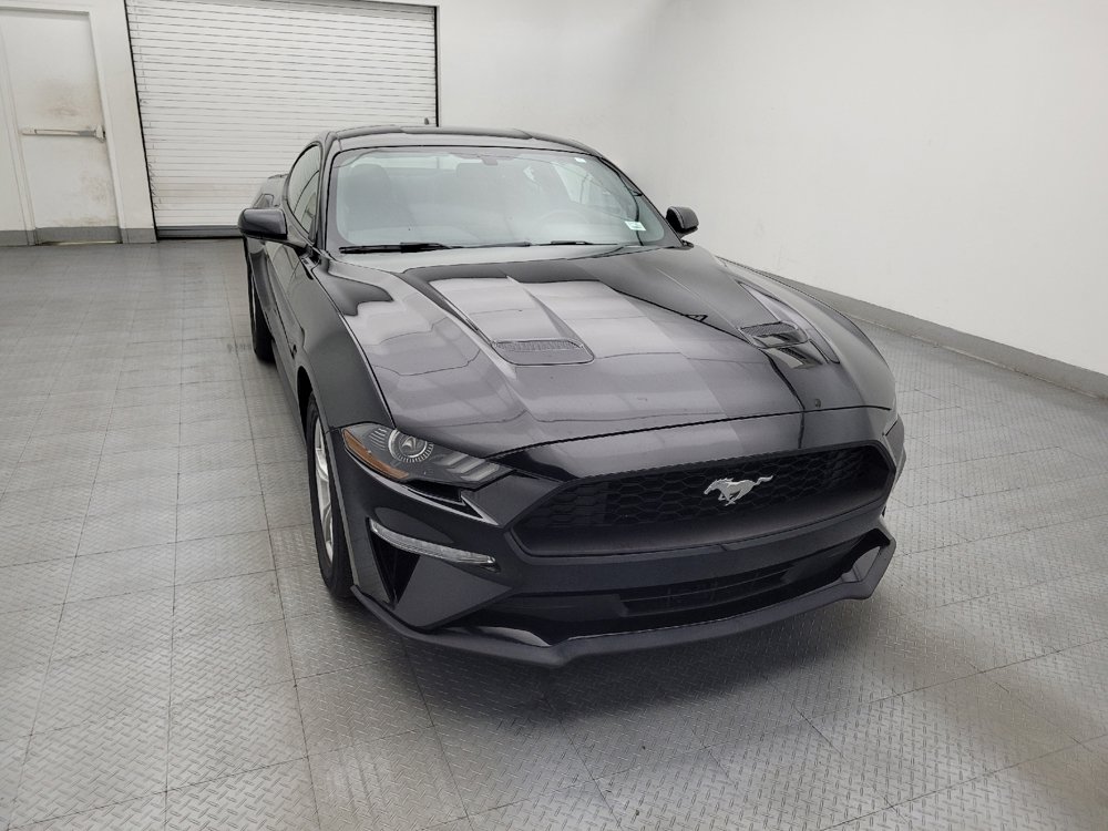 Used 2020 Ford Mustang Coupe RWD image 14
