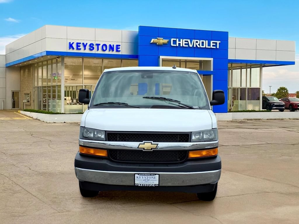 Used 2024 Chevrolet Express 3500 LT w/ LT Preferred Equipment Group RWD image 2