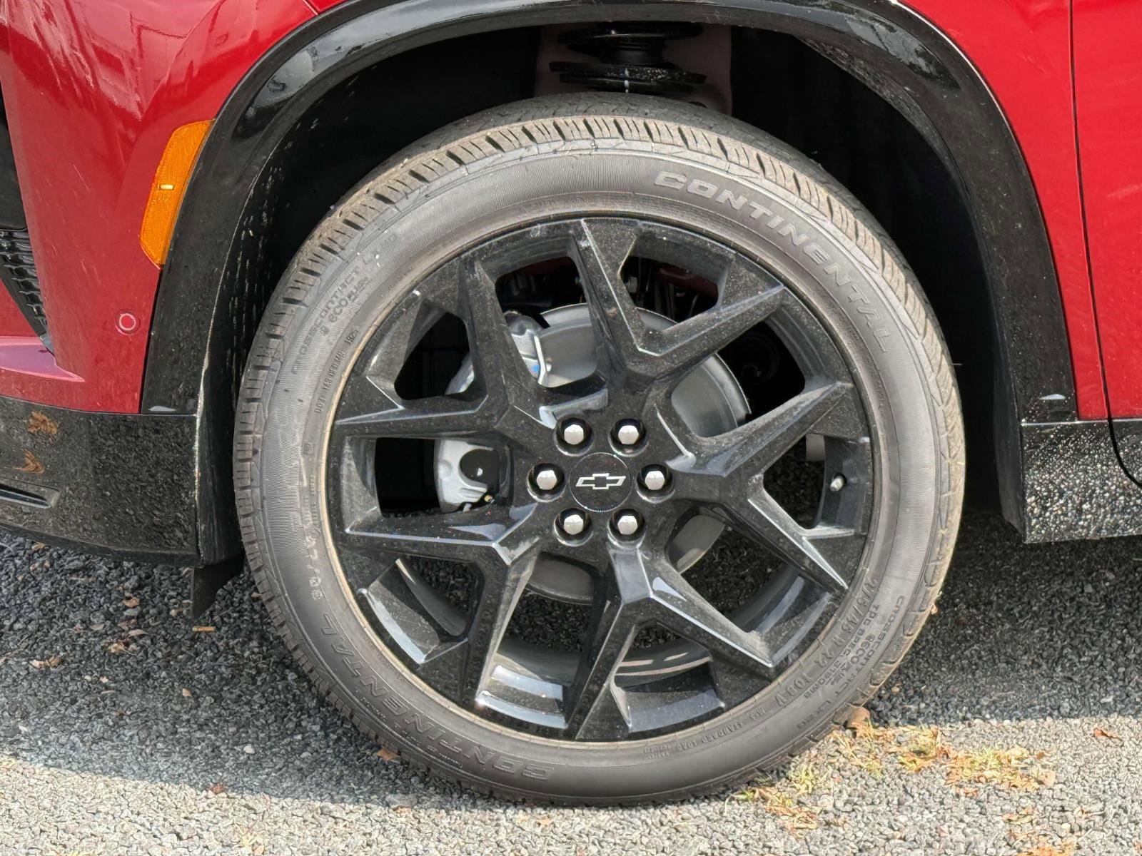 New 2026 Chevrolet Traverse RS w/ LPO, Floor Liner Package image 7
