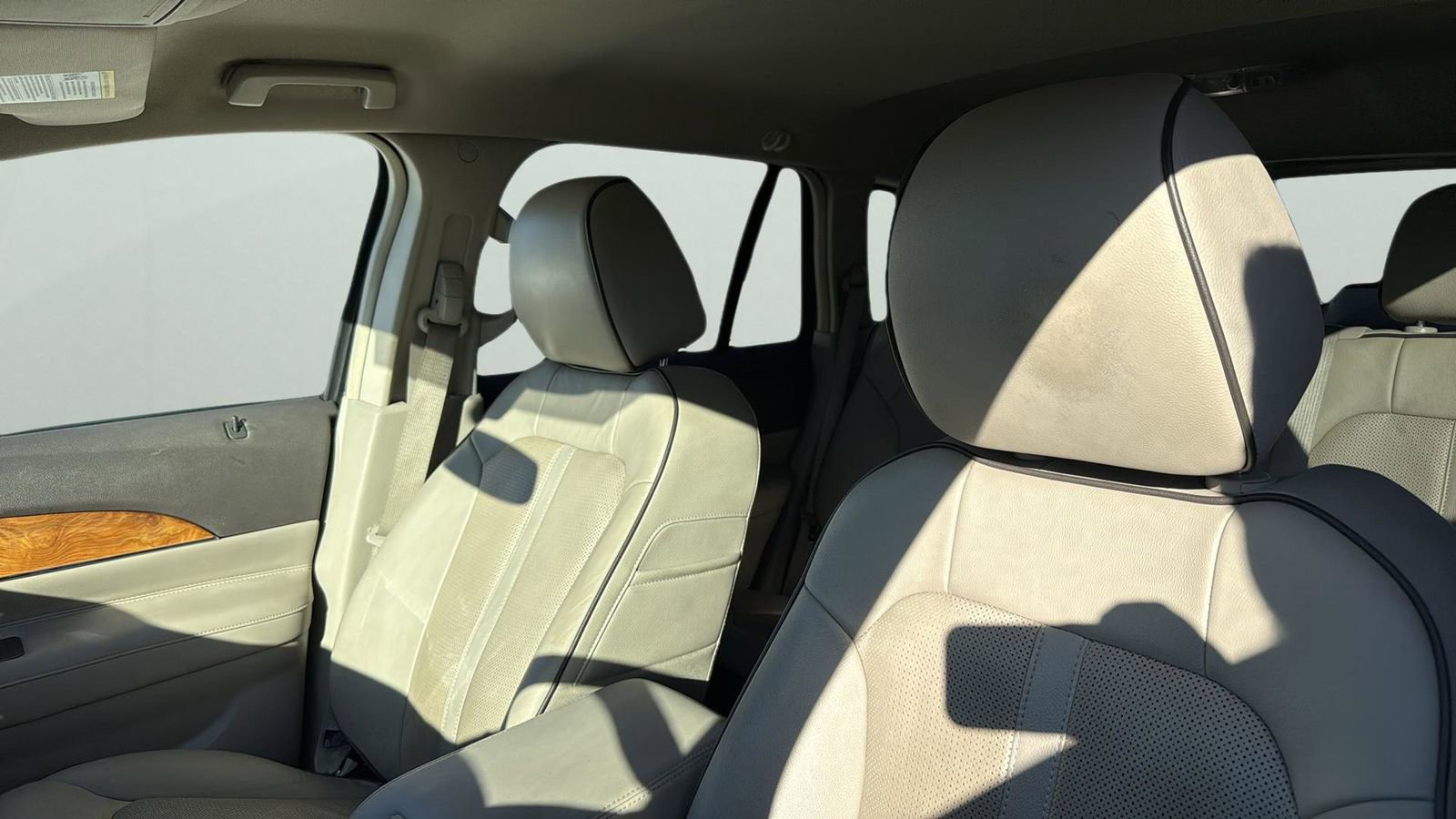 Used 2015 Lincoln MKX Base w/ Equipment Group 101A image 10