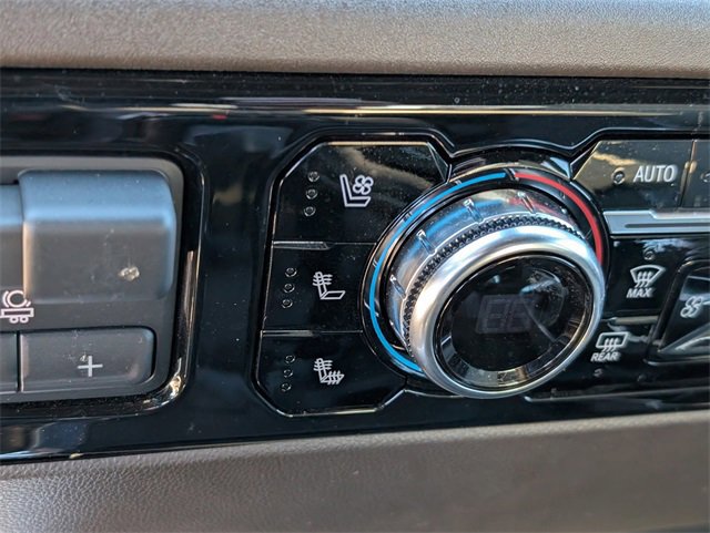 Used 2025 GMC Sierra 1500 SLT image 17