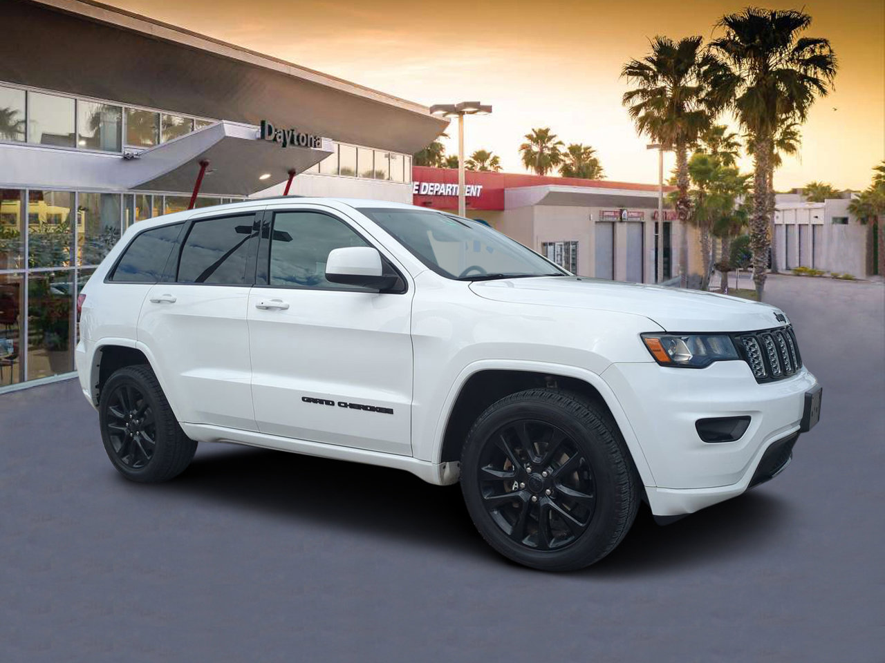 Used 2018 Jeep Grand Cherokee Altitude