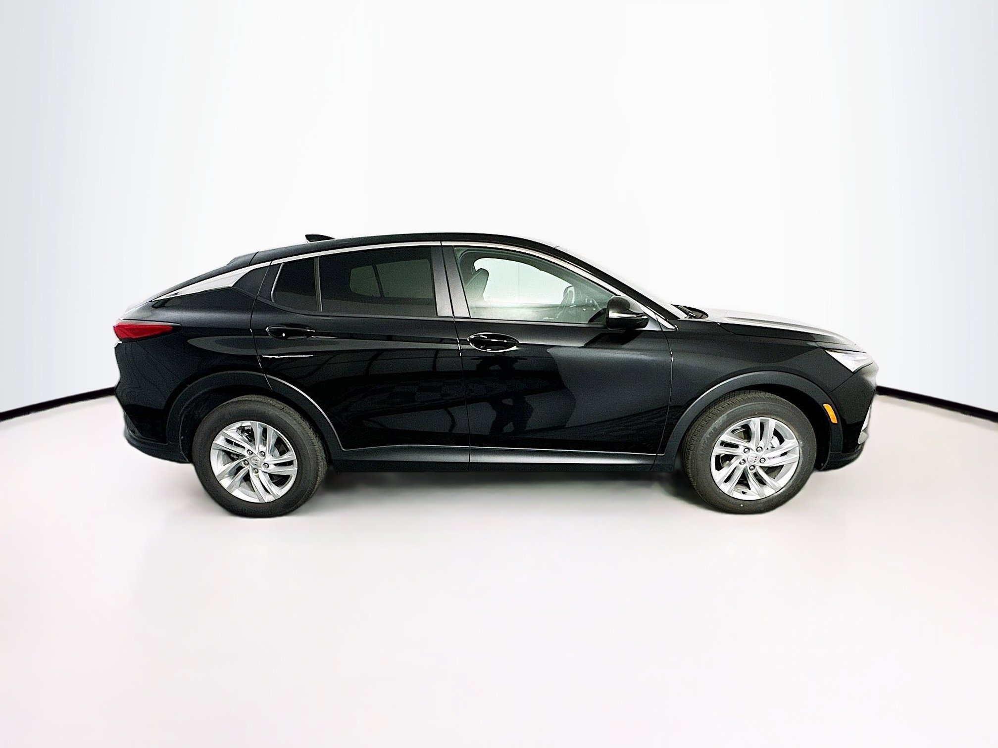 Used 2025 Buick Envista Preferred FWD image 10