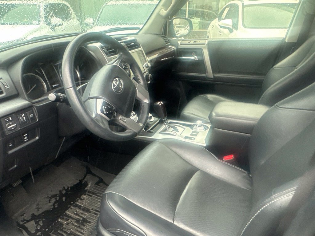 Used 2021 Toyota 4Runner Limited AWD/4WD image 22