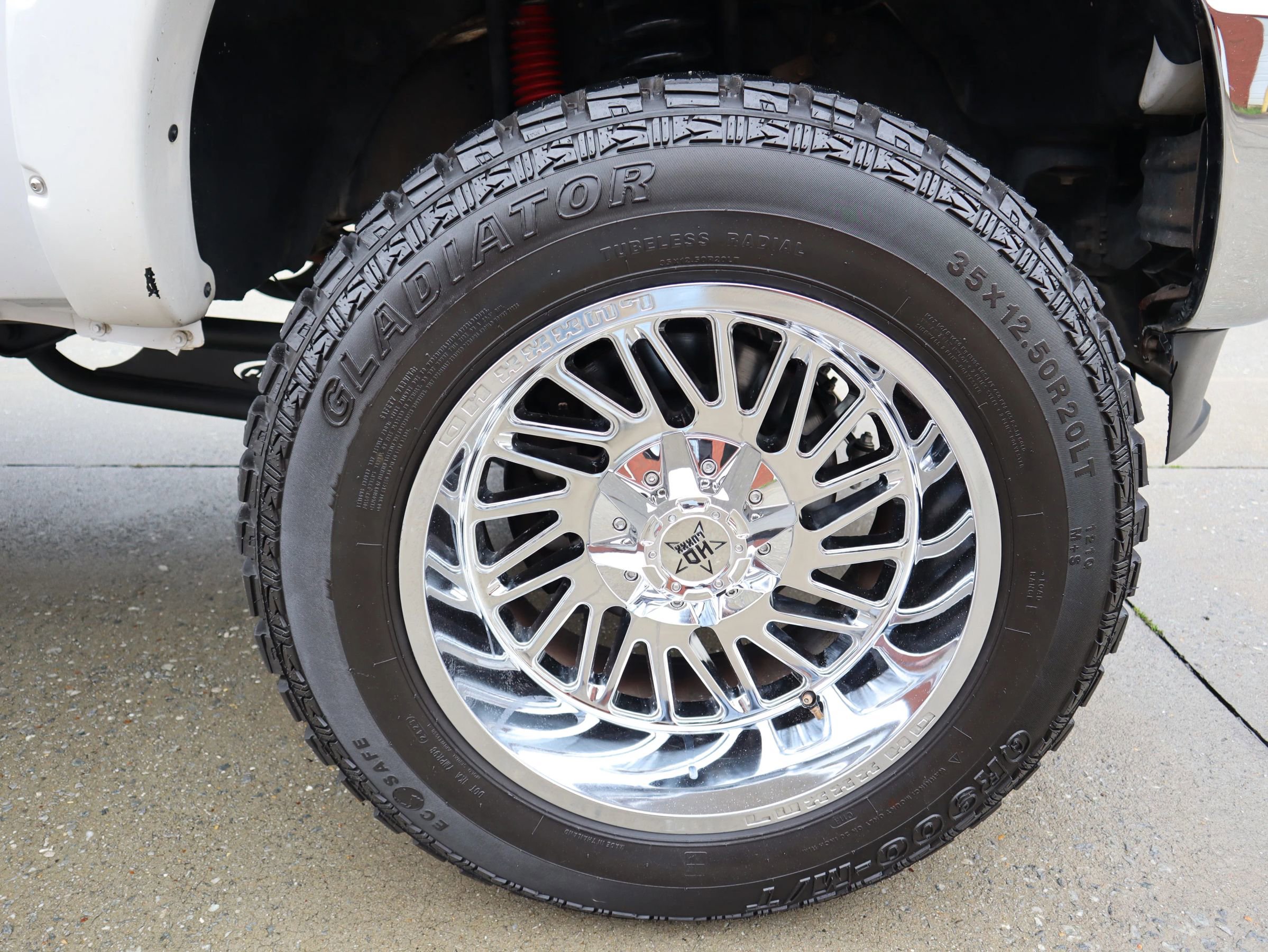 Used 2014 Ford F250 Lariat w/ Lariat Interior Package image 33