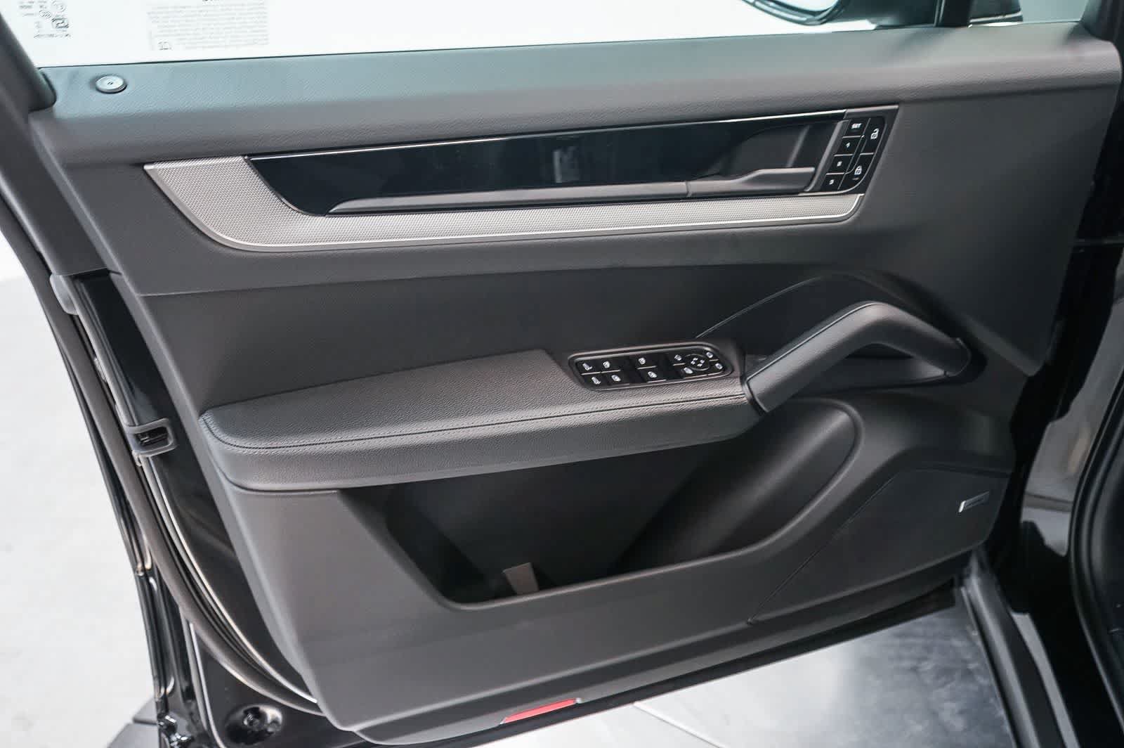 New 2026 Porsche Cayenne AWD/4WD image 26